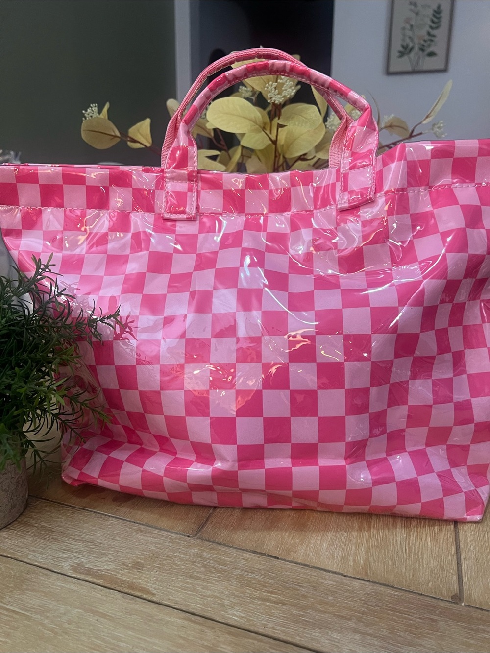 Pink Checker - - Picture 3 of 4